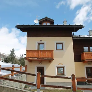 Casa vacanze Comfortable Holiday In Near Ski Lift, Livigno